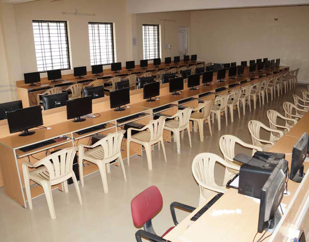 COMPUTER LAB